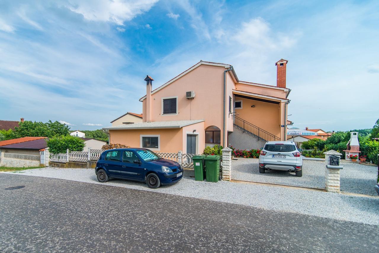 Apartment Stela Porec Bagian luar foto