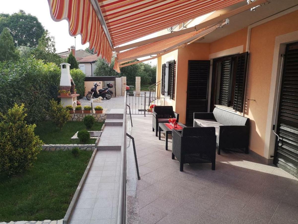 Apartment Stela Porec Bagian luar foto